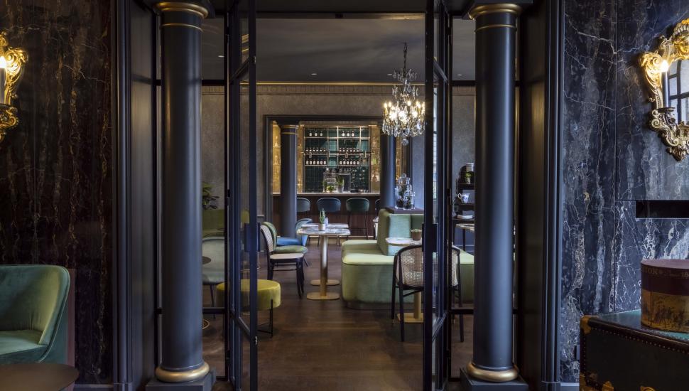 Victoria Palace Hotel Paris lounge james bar
